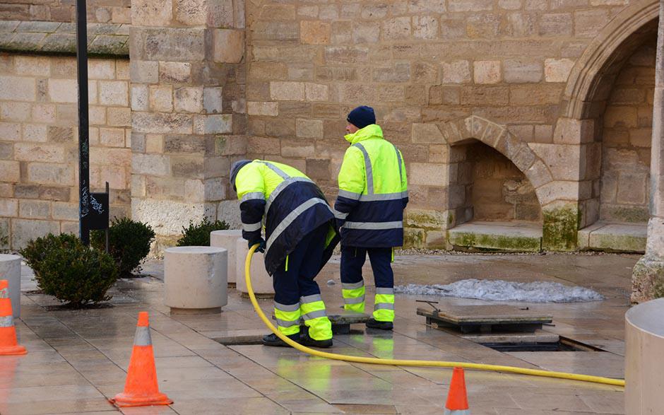 tuyau déboucheur canalisation Villeneuve-la-Garenne